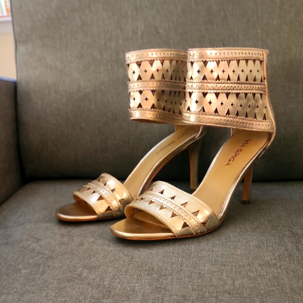 Via Spiga Italy Leather Gold Heels Ankle Cuff Wrap Open Toe Sandals 39 8